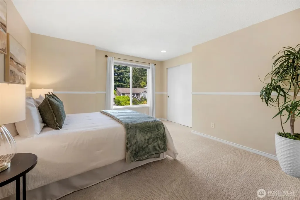 328 162nd Place SE Bothell WA 98012