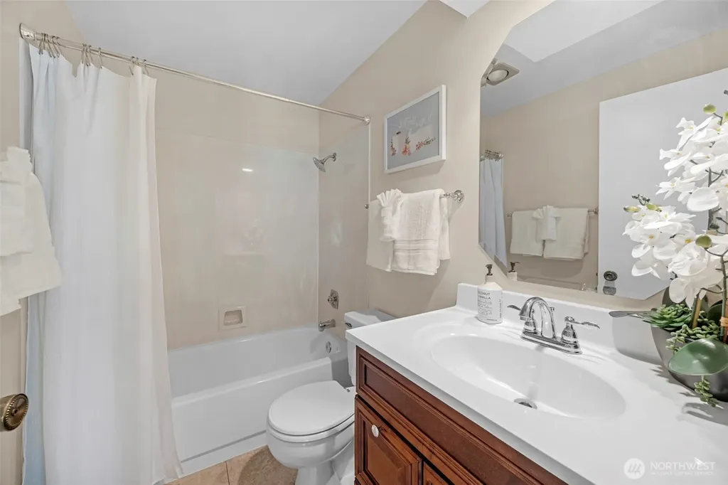 328 162nd Place SE Bothell WA 98012
