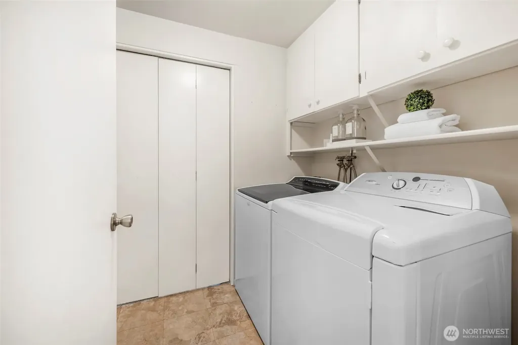 328 162nd Place SE Bothell WA 98012