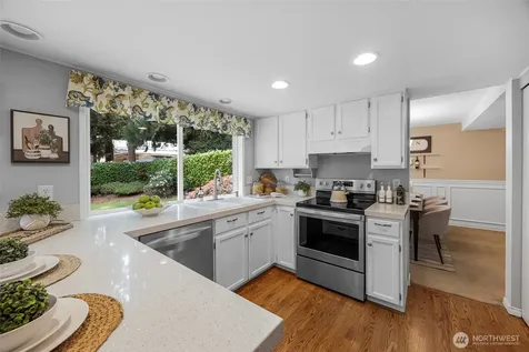 328 162nd Place SE Bothell WA 98012