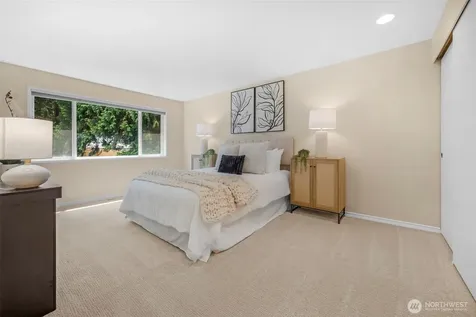 328 162nd Place SE Bothell WA 98012