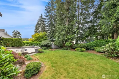 328 162nd Place SE Bothell WA 98012