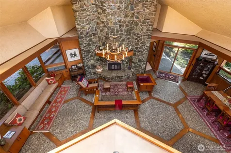 3559 Biz Point Road Anacortes WA 98221