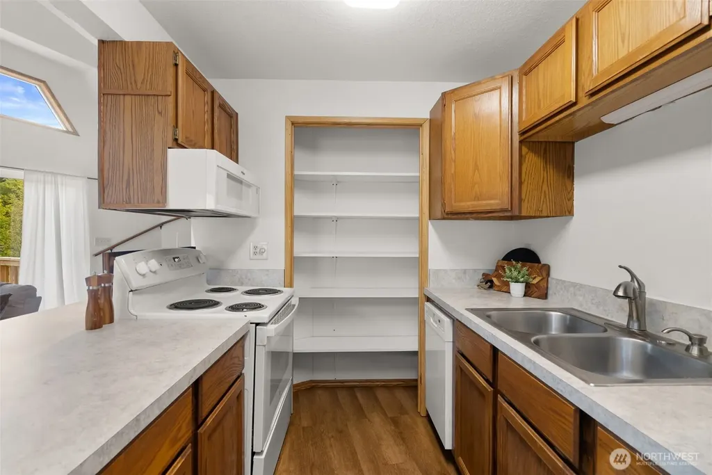 5121 Viewridge Drive SE Olympia WA 98501