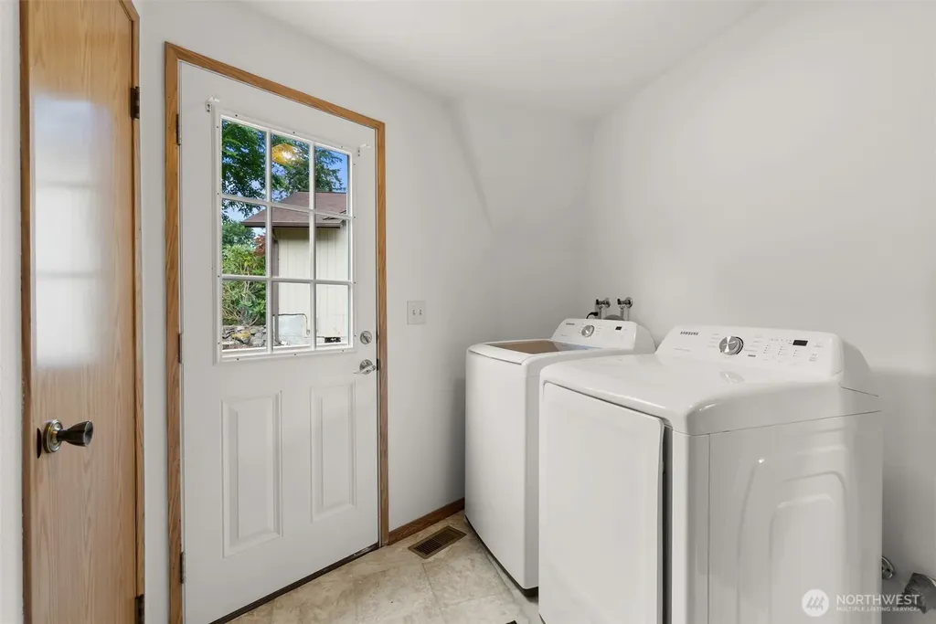 5121 Viewridge Drive SE Olympia WA 98501