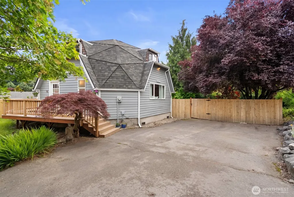5121 Viewridge Drive SE Olympia WA 98501
