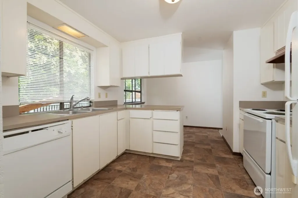 1702 Browns Point Boulevard Tacoma WA 98422
