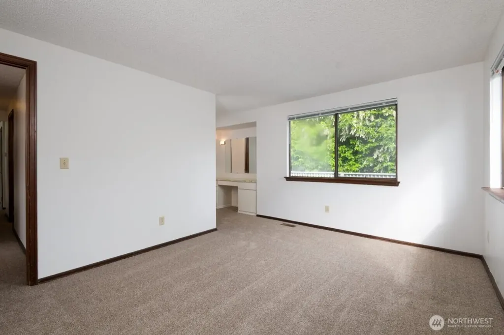 1702 Browns Point Boulevard Tacoma WA 98422