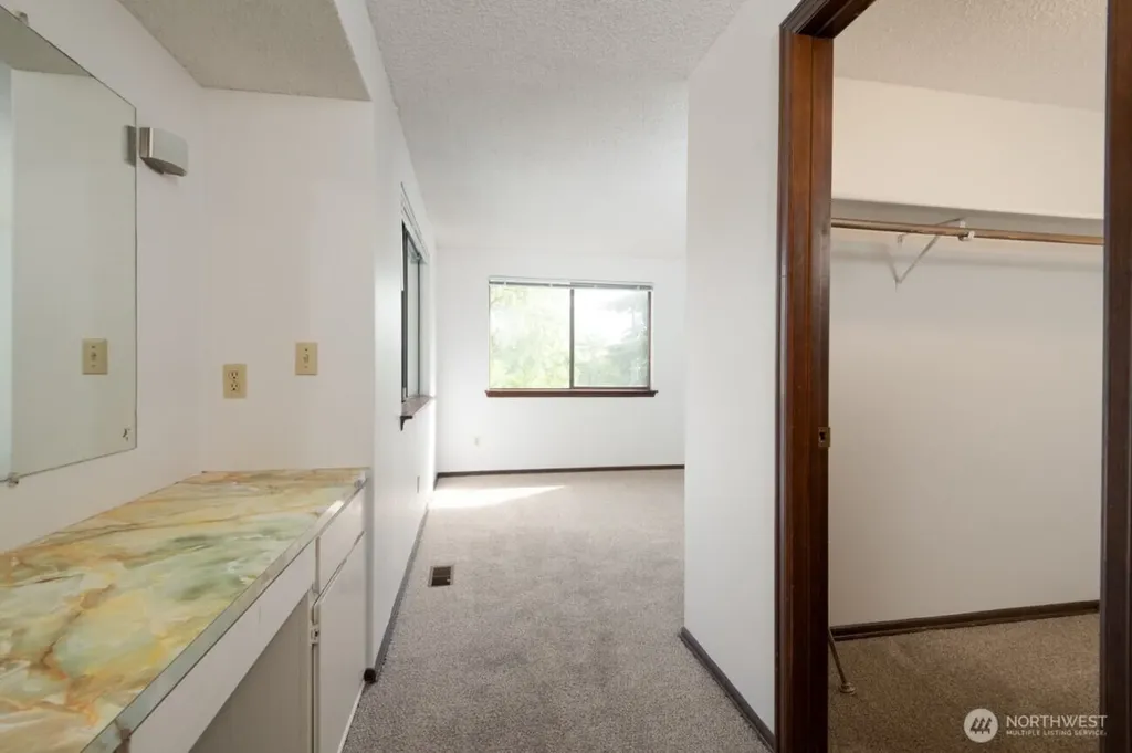 1702 Browns Point Boulevard Tacoma WA 98422