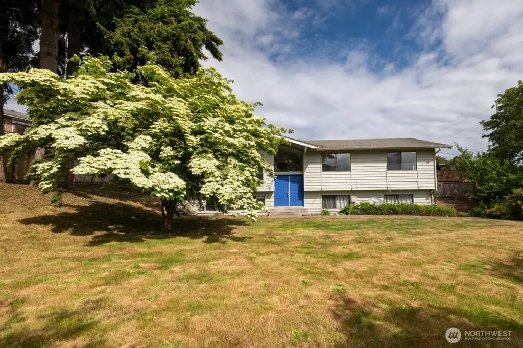 1702 Browns Point Boulevard Tacoma WA 98422