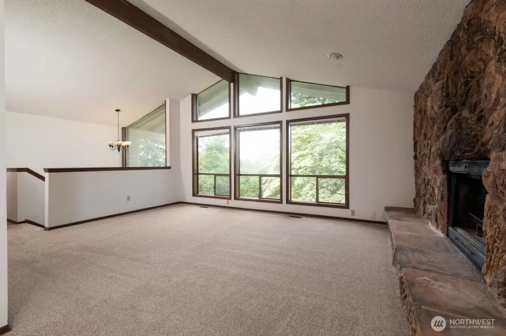 1702 Browns Point Boulevard Tacoma WA 98422