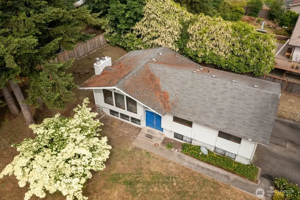 1702 Browns Point Boulevard Tacoma WA 98422