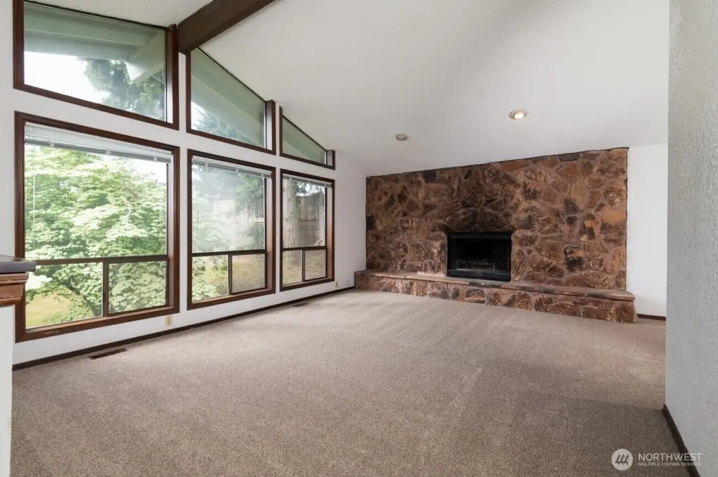 1702 Browns Point Boulevard Tacoma WA 98422