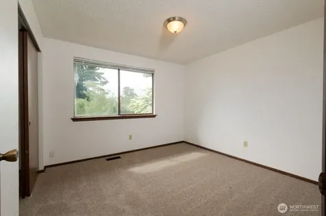 1702 Browns Point Boulevard Tacoma WA 98422