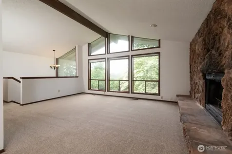 1702 Browns Point Boulevard Tacoma WA 98422