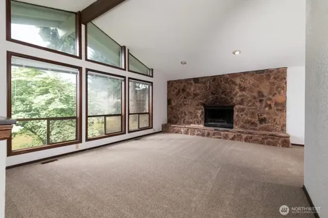1702 Browns Point Boulevard Tacoma WA 98422