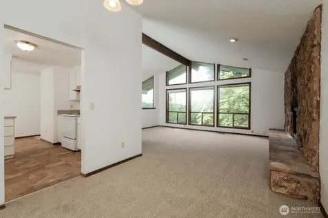 1702 Browns Point Boulevard Tacoma WA 98422