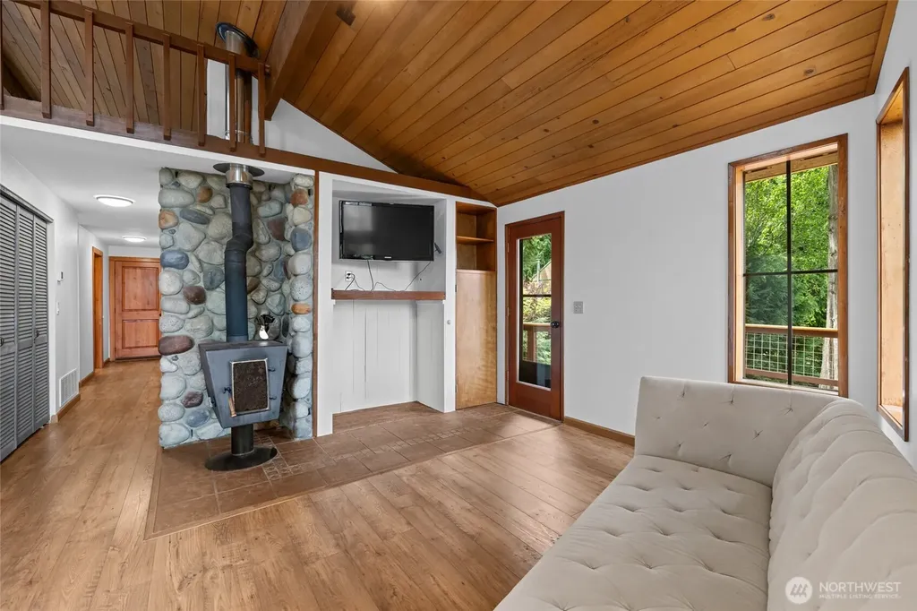 22426 Criddle Lane Mount Vernon WA 98274