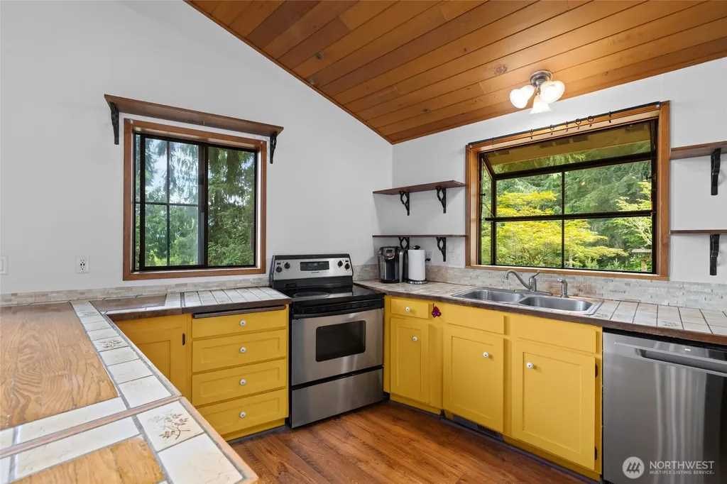 22426 Criddle Lane Mount Vernon WA 98274