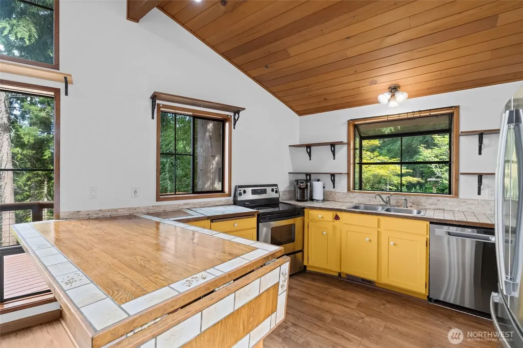22426 Criddle Lane Mount Vernon WA 98274