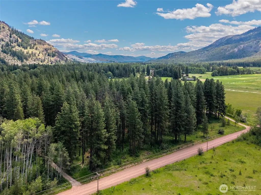 27 Kumm Road Mazama WA 98833
