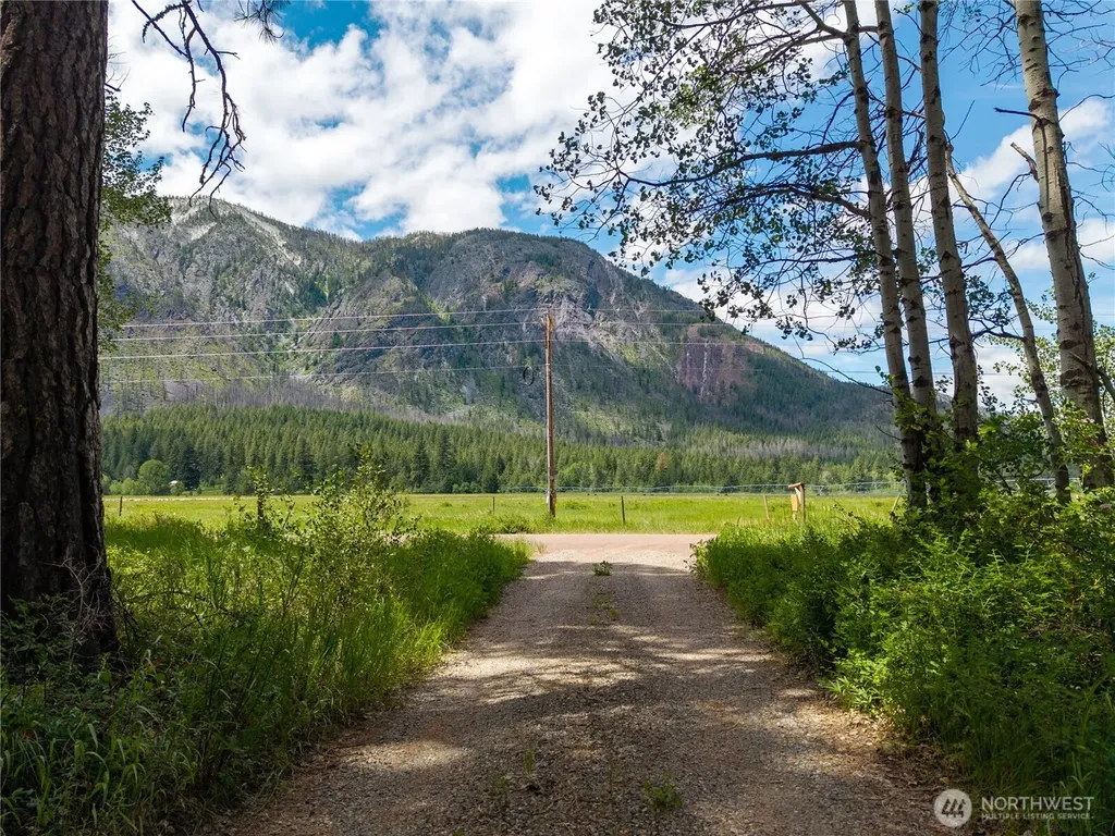 27 Kumm Road Mazama WA 98833