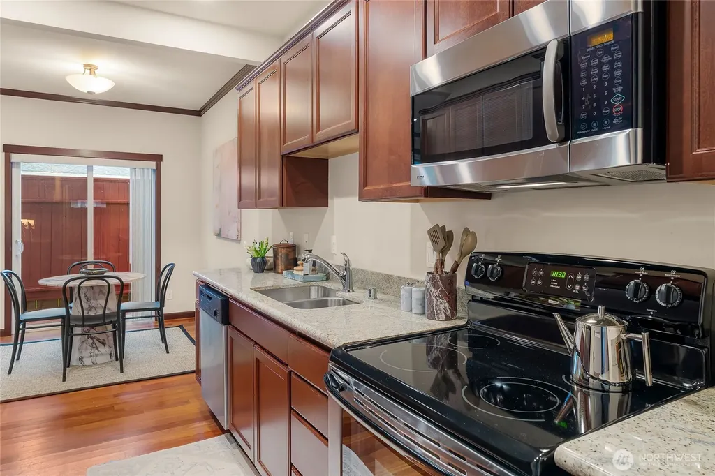 20920 2nd Avenue W Lynnwood WA 98036