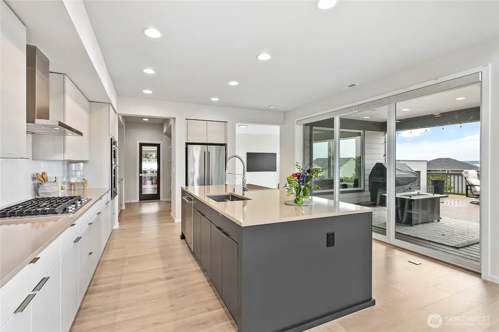 8465 Camas Drive Blaine WA 98230