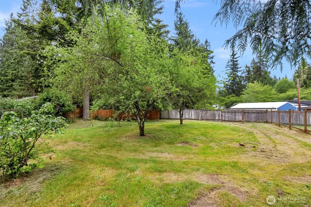 8405 319th Street NW Stanwood WA 98292