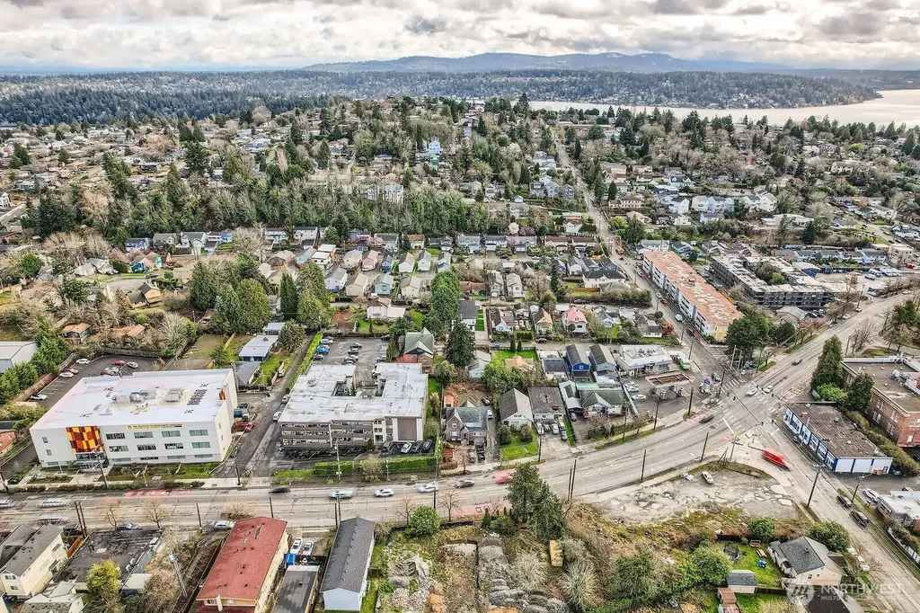 6198 Rainier Avenue S Seattle WA 98118