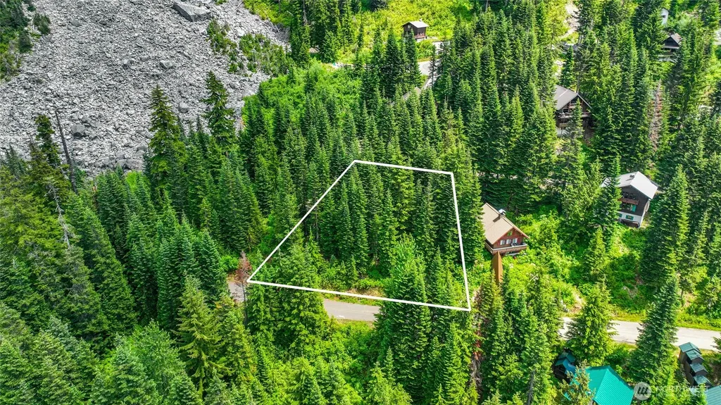 30 Saint Anton Snoqualmie Pass WA 98068