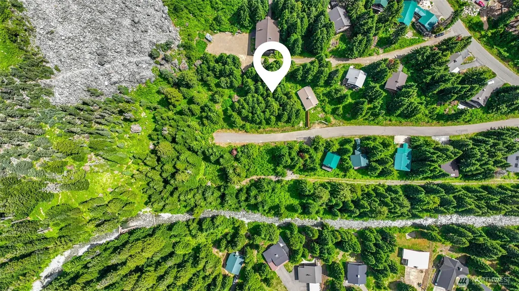 30 Saint Anton Snoqualmie Pass WA 98068