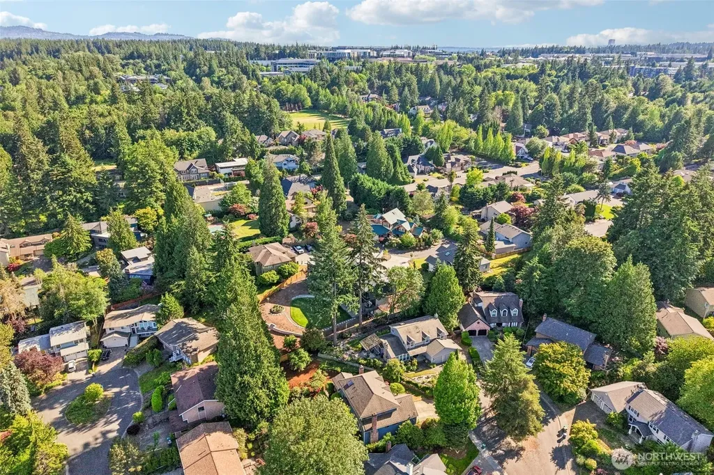 4518 164th Court NE Redmond WA 98052