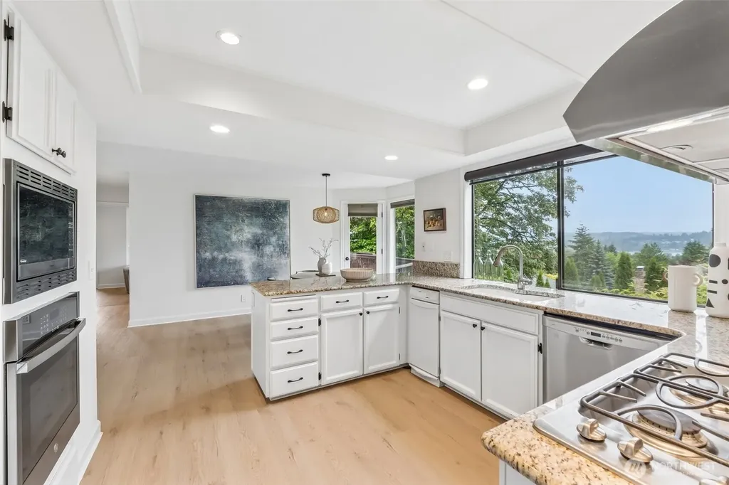 4518 164th Court NE Redmond WA 98052