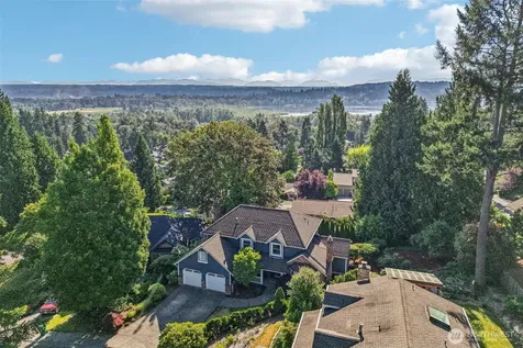 4518 164th Court NE Redmond WA 98052