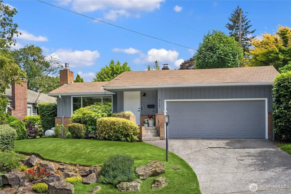 717 W Cremona Street Seattle WA 98119