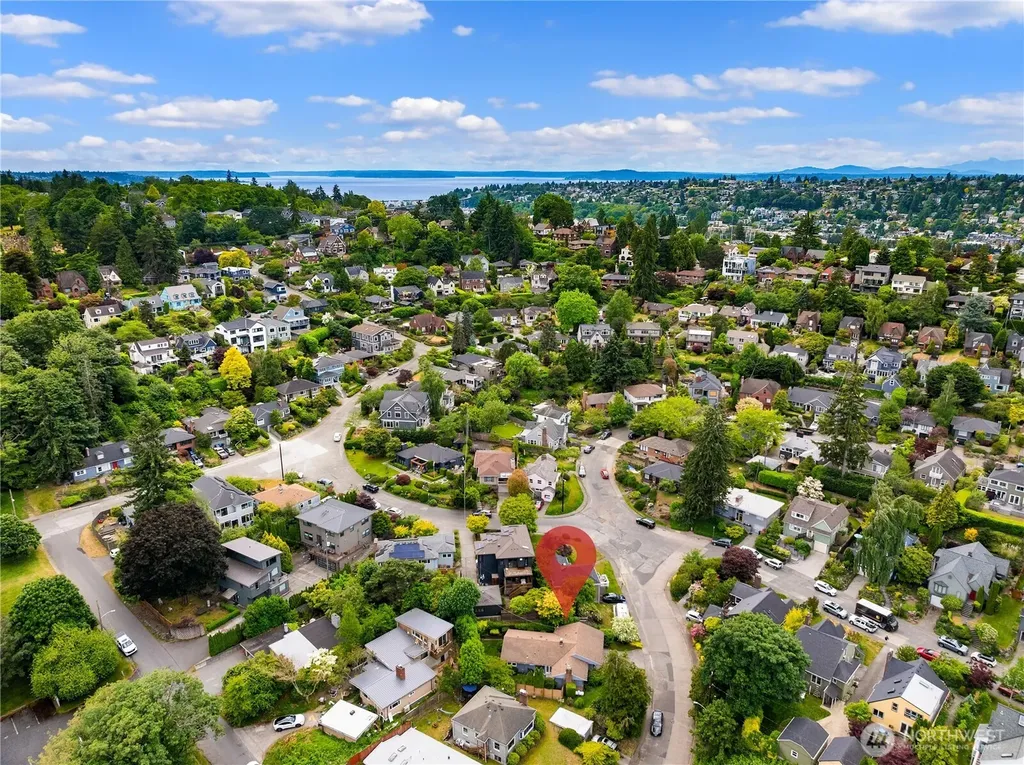 717 W Cremona Street Seattle WA 98119