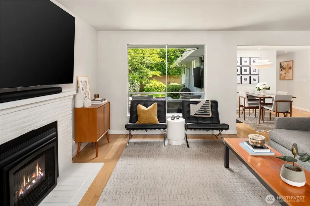 717 W Cremona Street Seattle WA 98119