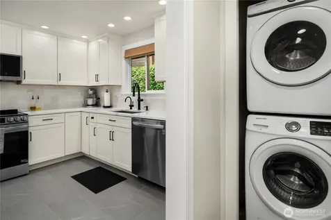 717 W Cremona Street Seattle WA 98119