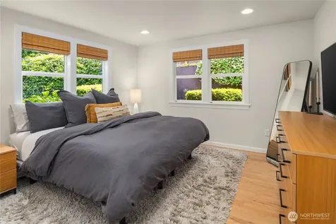717 W Cremona Street Seattle WA 98119