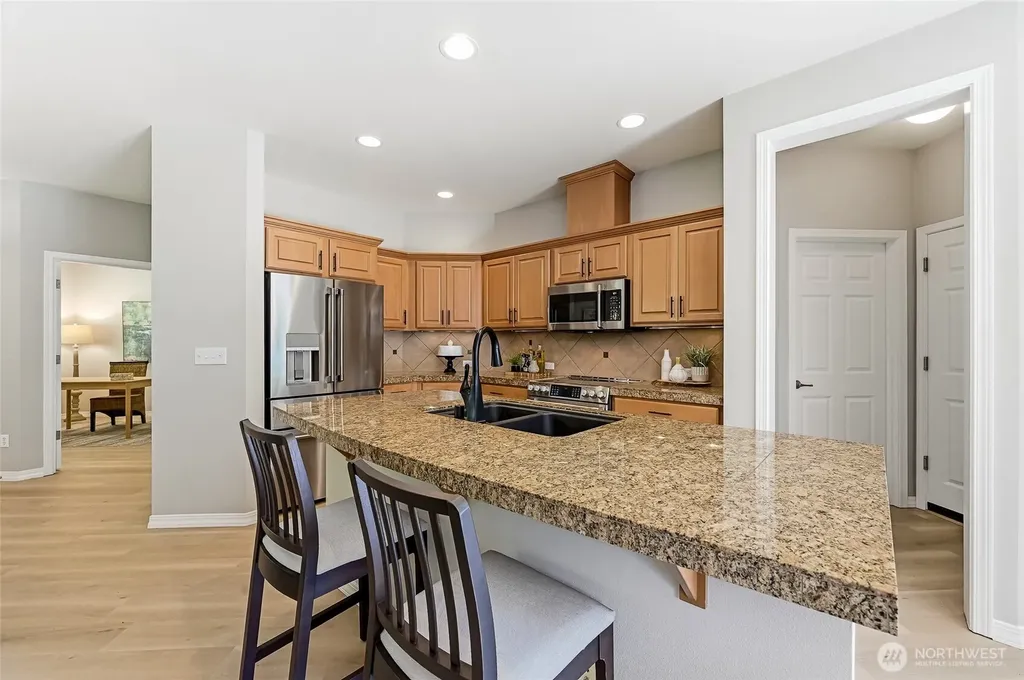 23753 NE Twinberry Way Redmond WA 98053