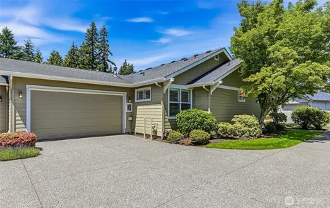 23753 NE Twinberry Way Redmond WA 98053
