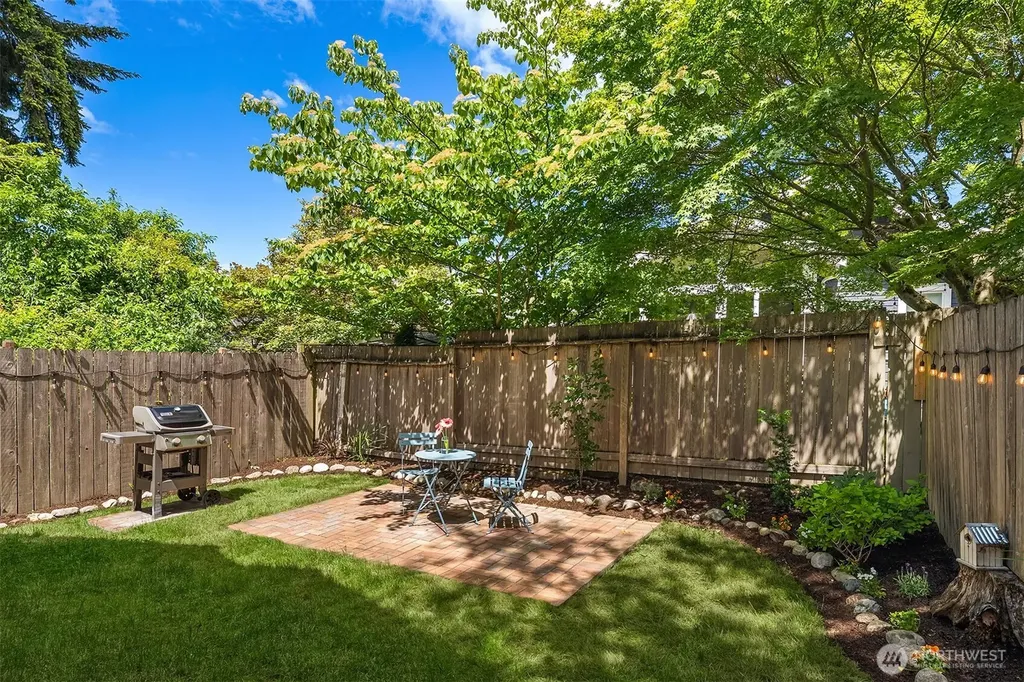 110 N 76th Street Seattle WA 98103