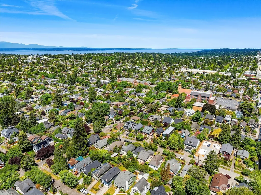 110 N 76th Street Seattle WA 98103