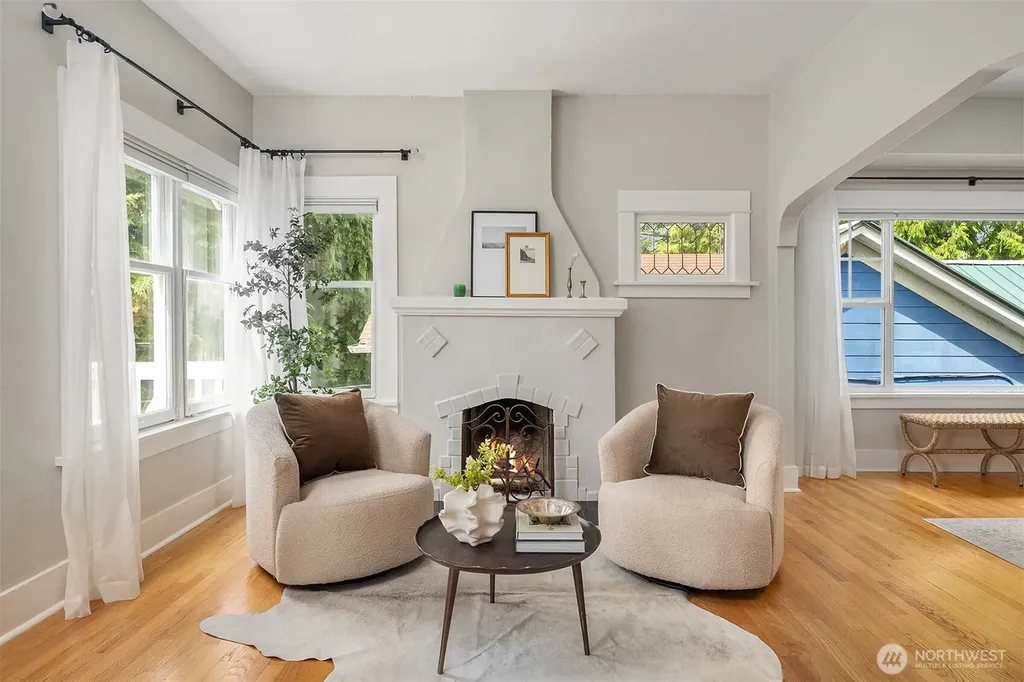 110 N 76th Street Seattle WA 98103