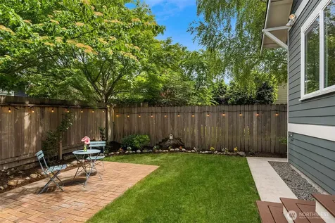 110 N 76th Street Seattle WA 98103