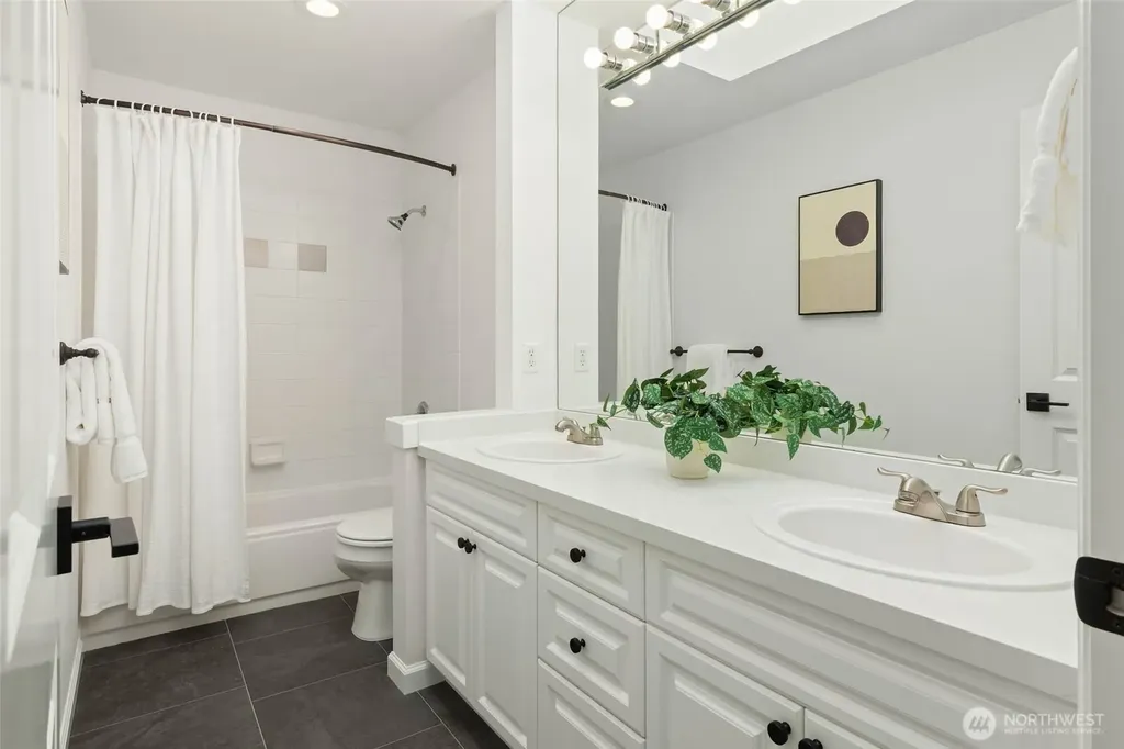 13711 NE 135th Place Kirkland WA 98034