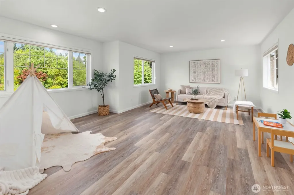 13711 NE 135th Place Kirkland WA 98034