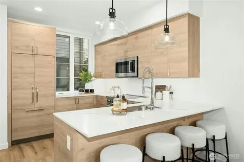 112 2nd Street S Kirkland WA 98033