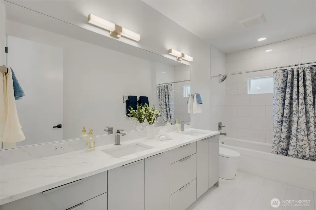 24225 26th Place Sammamish WA 98075